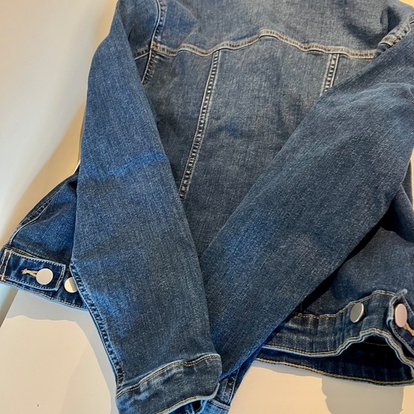 Dark Stretch Sandblast Jean Jacket (M) - Picture 2 of 3